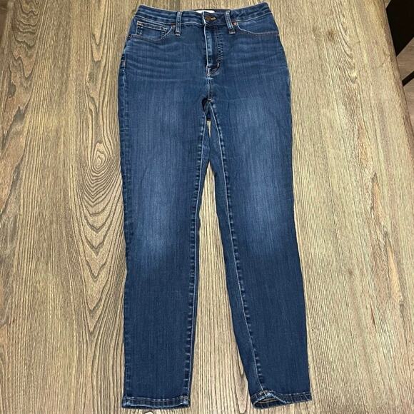 Madewell Curvy High-Rise Skinny Jeans Whiskering Denim Dark Wash Blue Size 26 - Picture 1 of 13